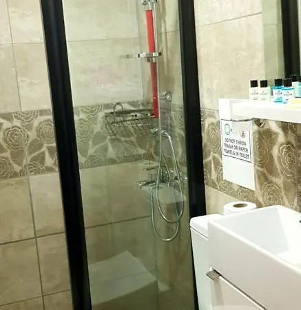 Astra Boutique מלון *